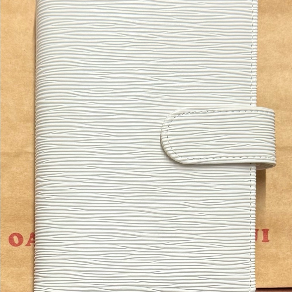 Elegant White A6 Textured Binder perfect for cash stuffing